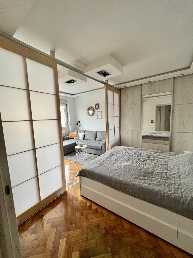Comfortable Apartment In City Hub Belgrad Exterior foto